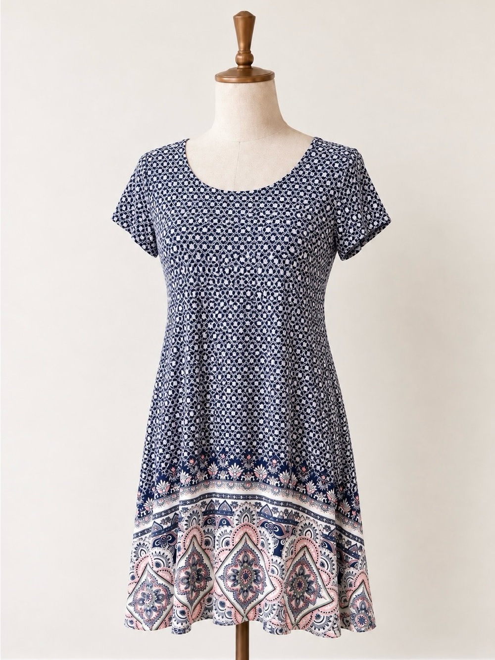 🌼 3/$15 SALE just be Navy and Pink Printed Short Sleeve Swing Dress